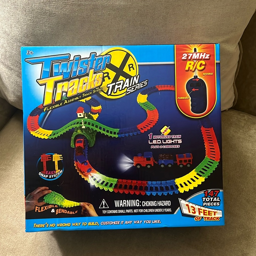 New Twister Tracks Train Series